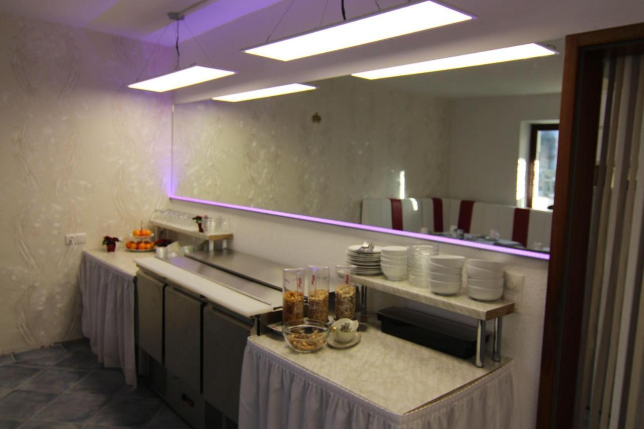 Kapitaenshaus-Lassen-Zimmer-Amistad Hotel Вестерланд Екстериор снимка